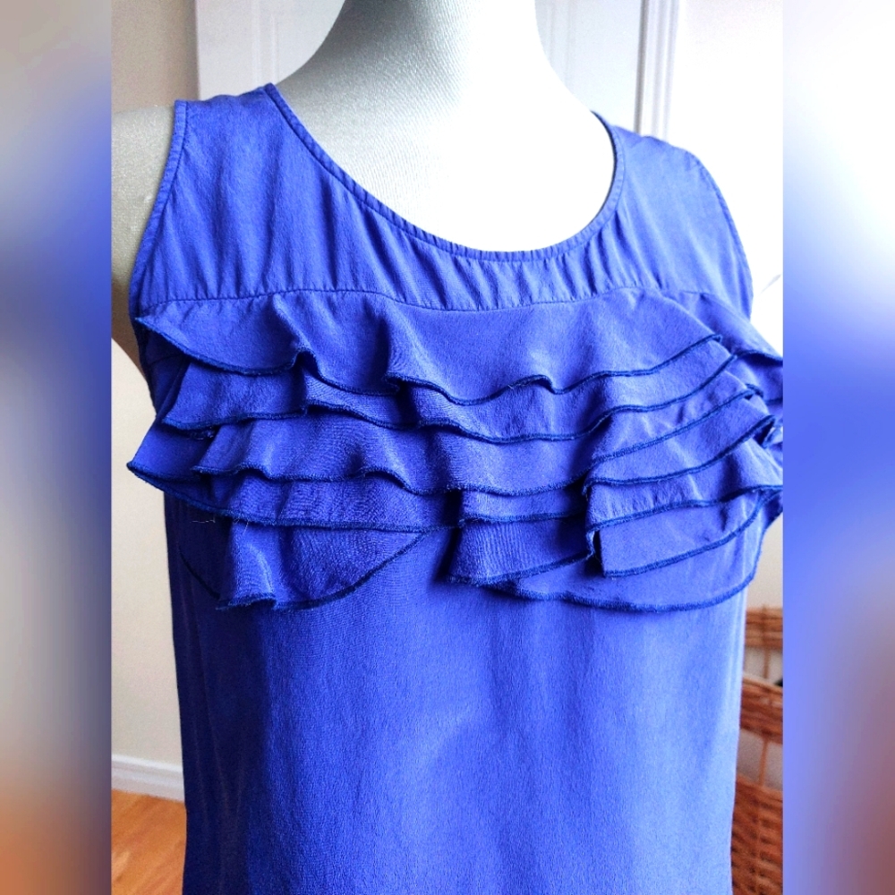 Teenflo Blue Ruffled Sleeveless Top 100% Silk - Medium - Like New